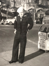 Robert Covington, 1945